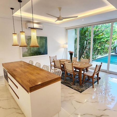 Villa Vana, Sitara Villa Group Seminyak  Luaran gambar
